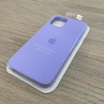 Silicone Case Lila iPhone 12/12 Pro